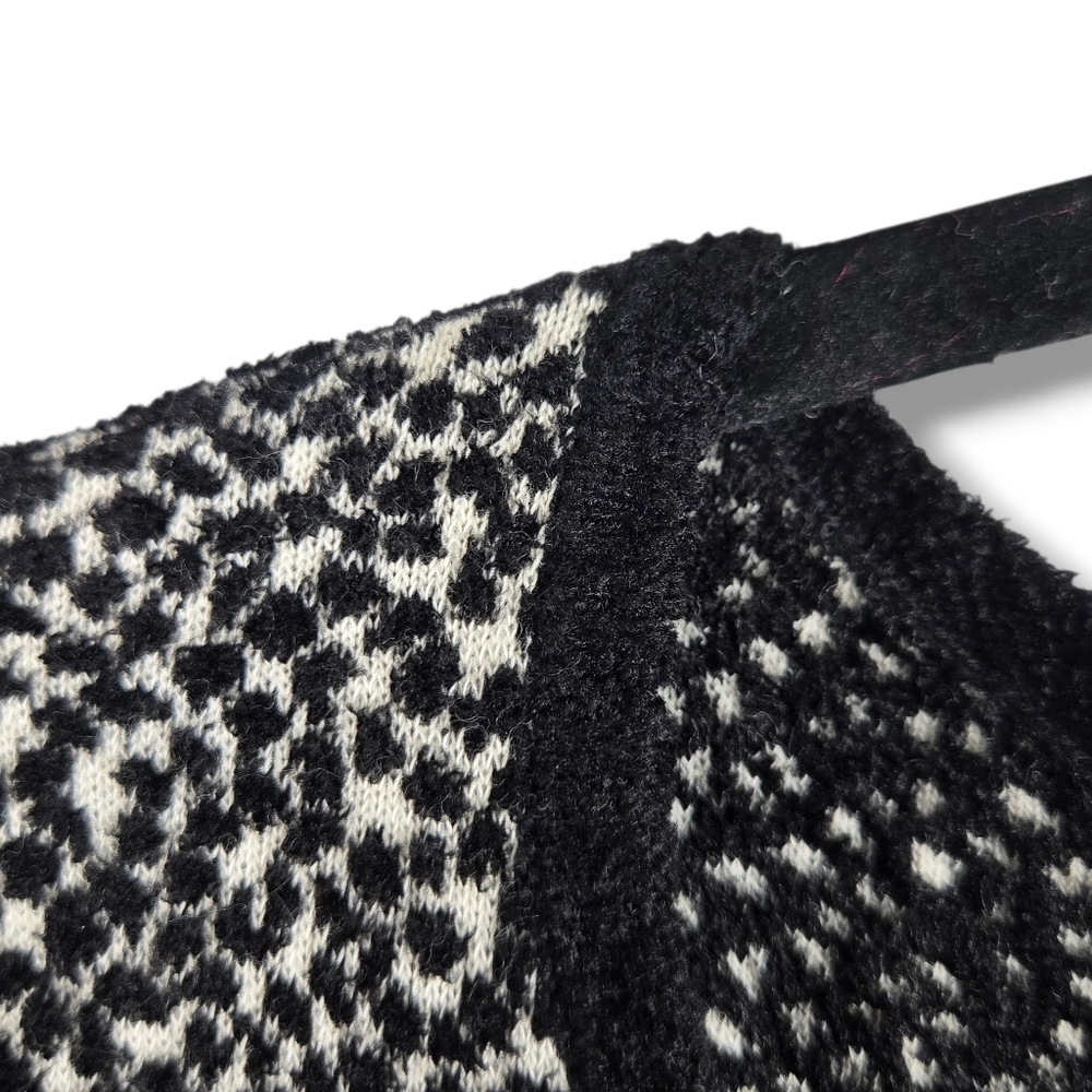 Moth Anthropologie Medium Lana Sweater Black White Chenille Fitted 3/4 Sleeve - Picture 7 of 16